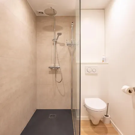 Charming 2 Bedroom
